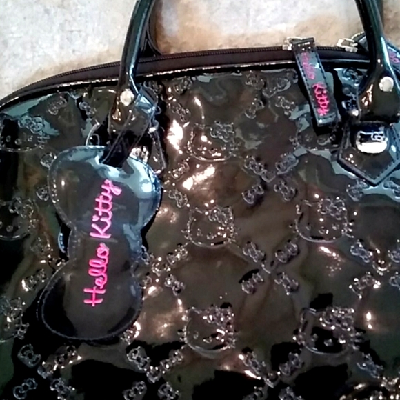 Hello Kitty Purse - Picture 2 of 12